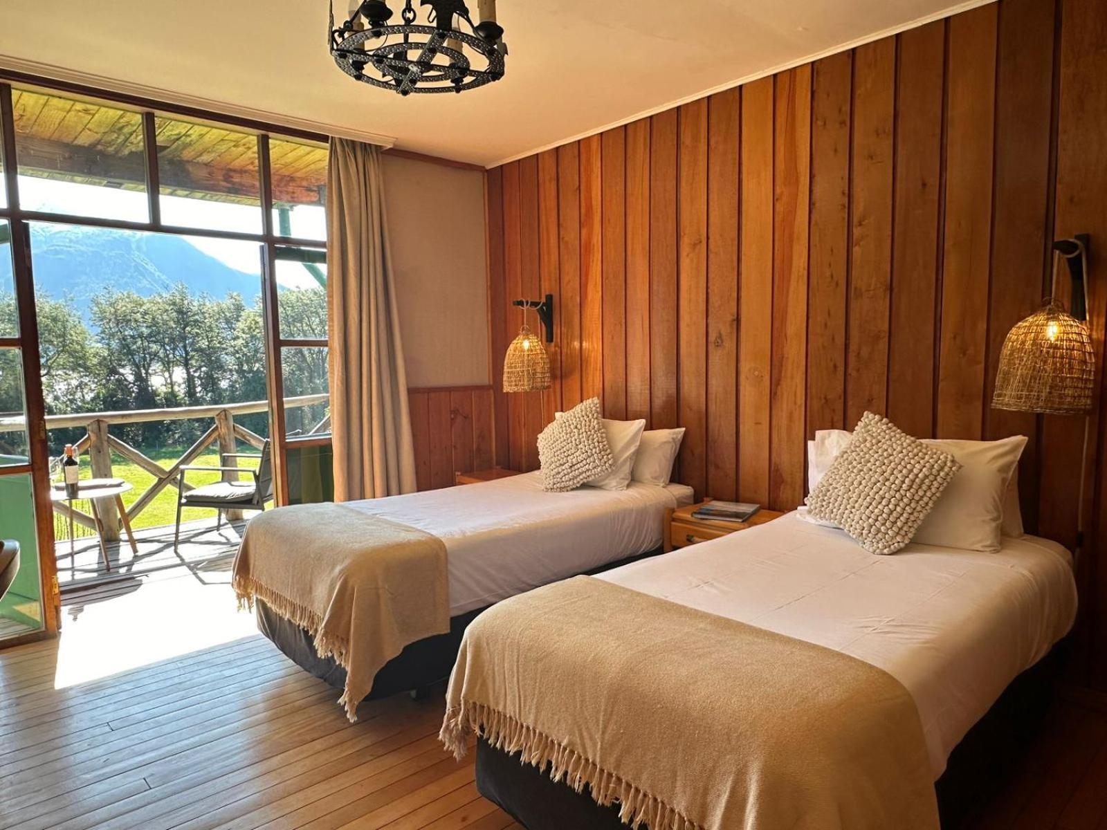 Mitico Puelo Lodge Las Gualas المظهر الخارجي الصورة