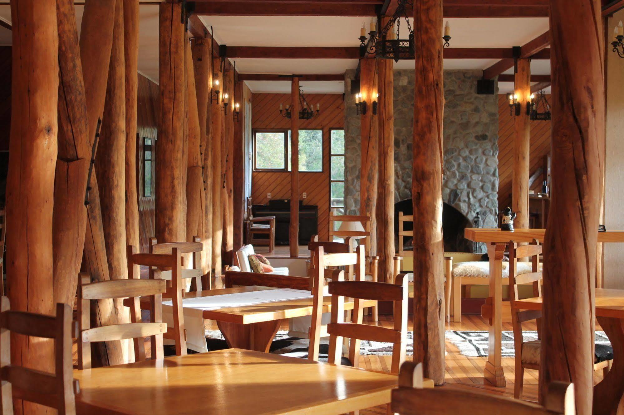 Mitico Puelo Lodge Las Gualas المظهر الخارجي الصورة